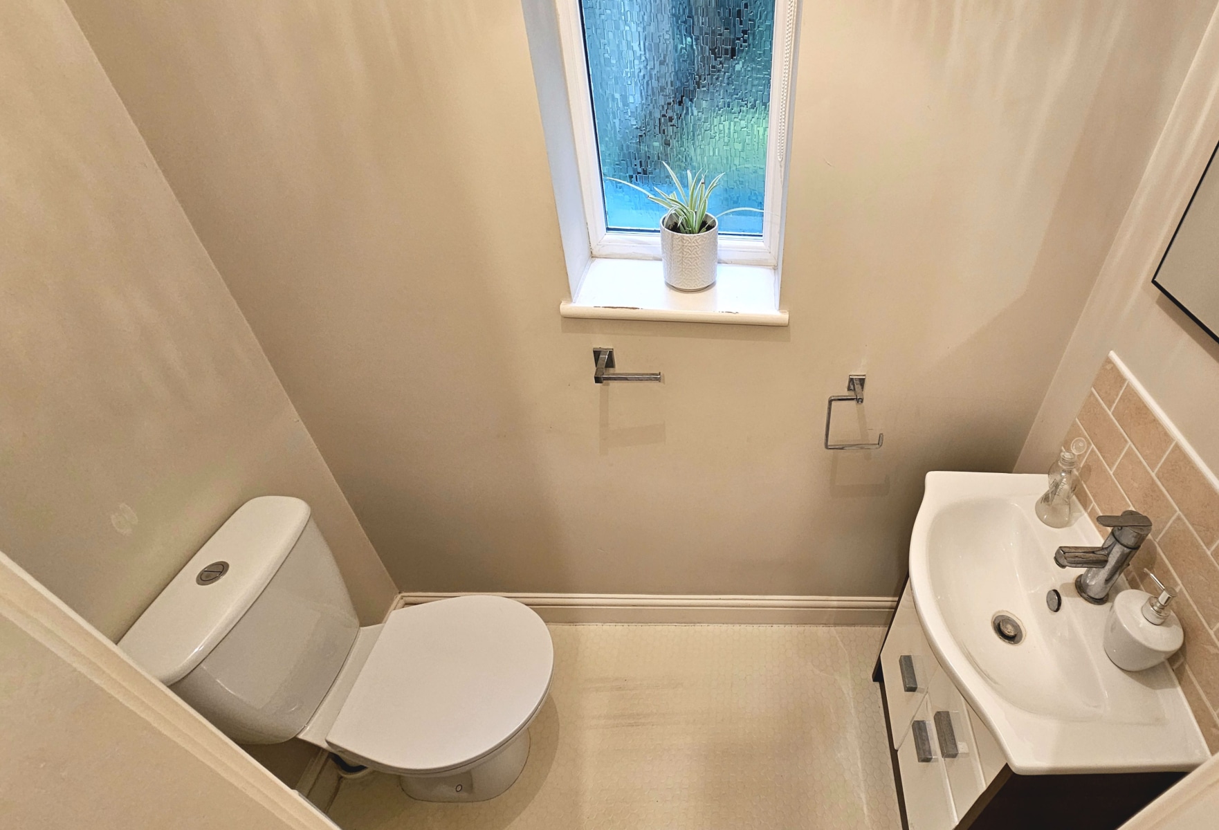 Peach Road, Willenhall, WV12