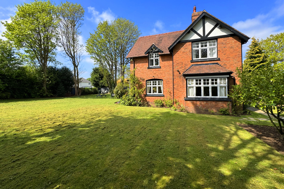 Church Road, Albrighton, WV7