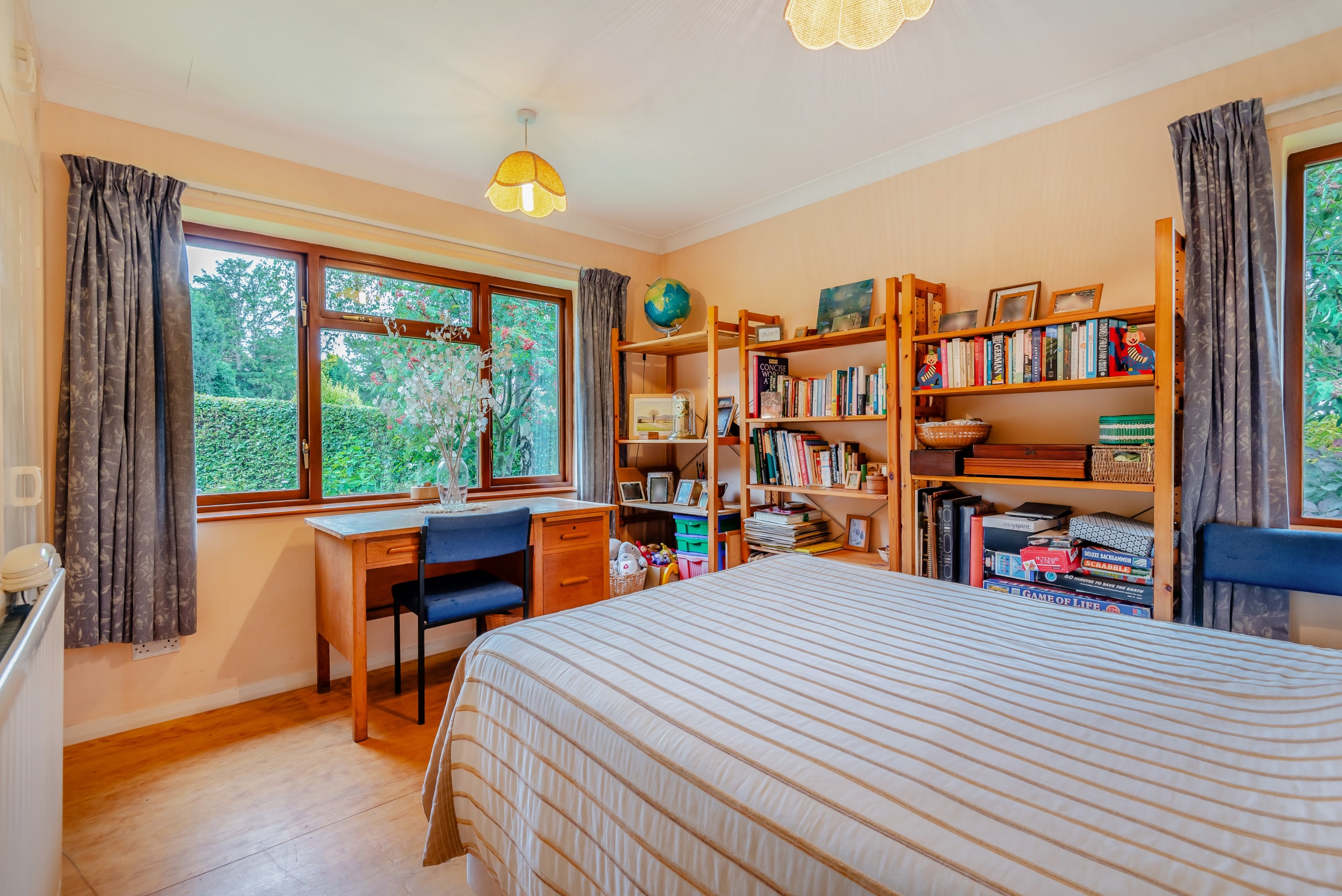 Lloyd Road, Stockwell End, WV6
