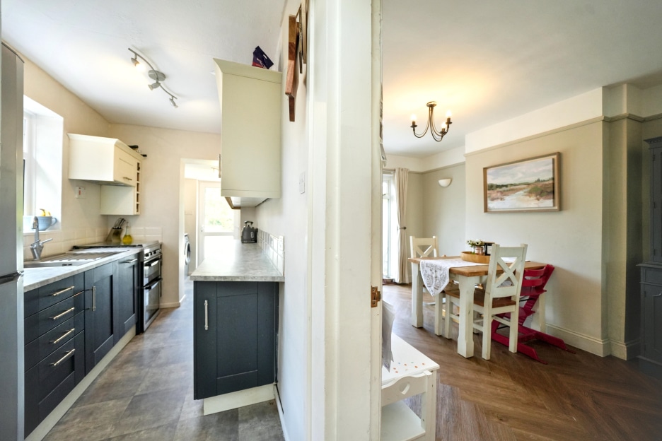 Station Road, Albrighton, WV7