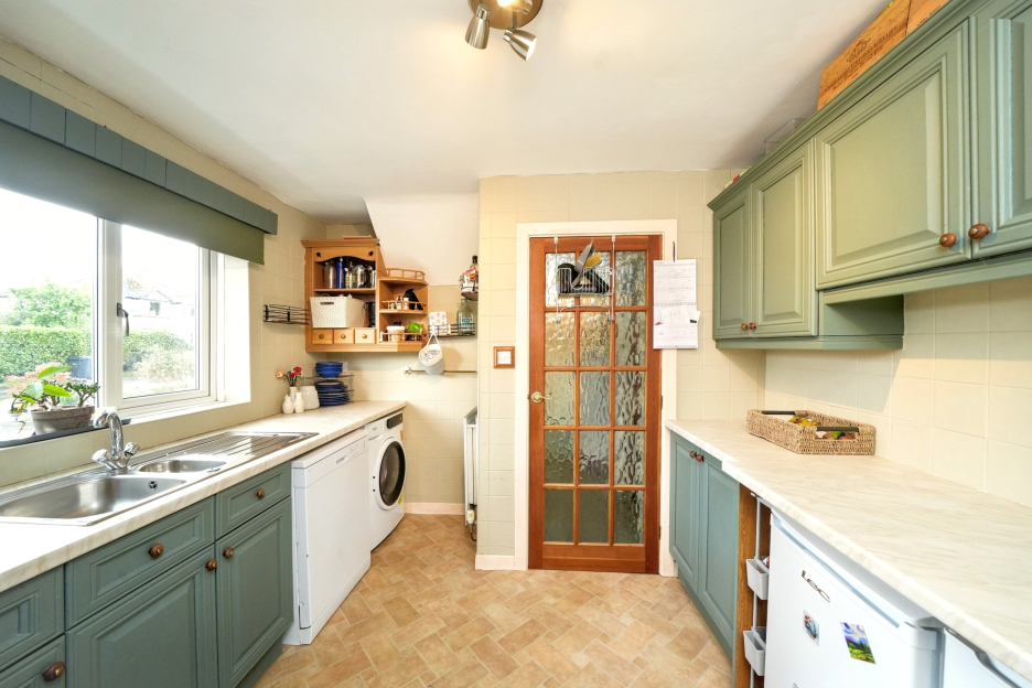 St. Marys Close, Albrighton, WV7