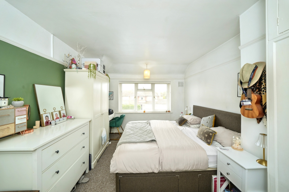 St. Cuthberts Crescent, Albrighton, WV7