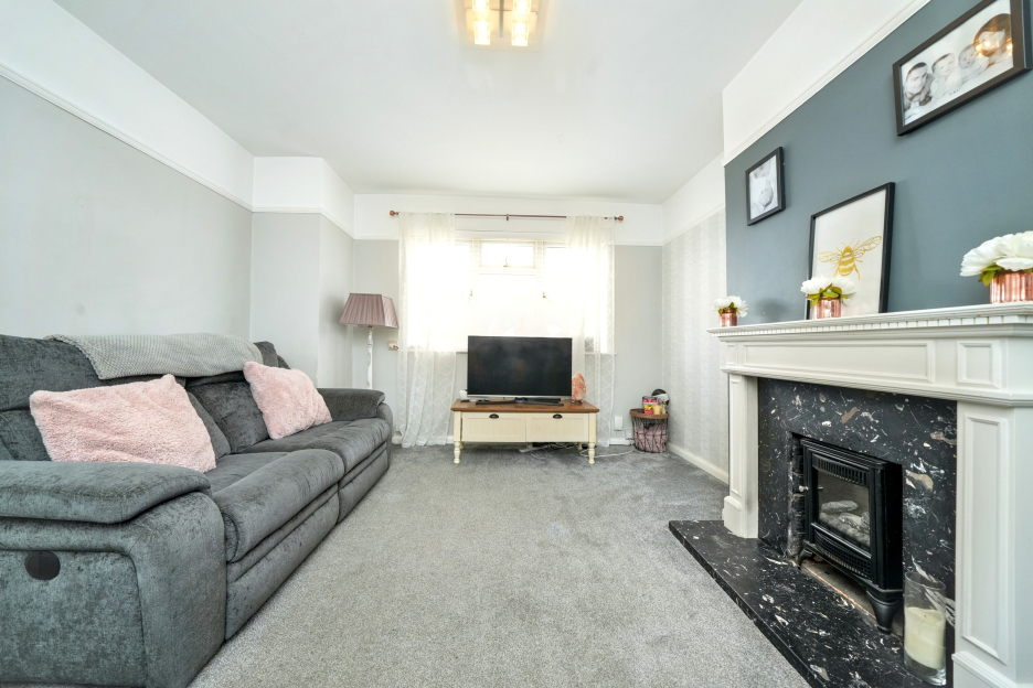 St. Cuthberts Crescent, Albrighton, WV7
