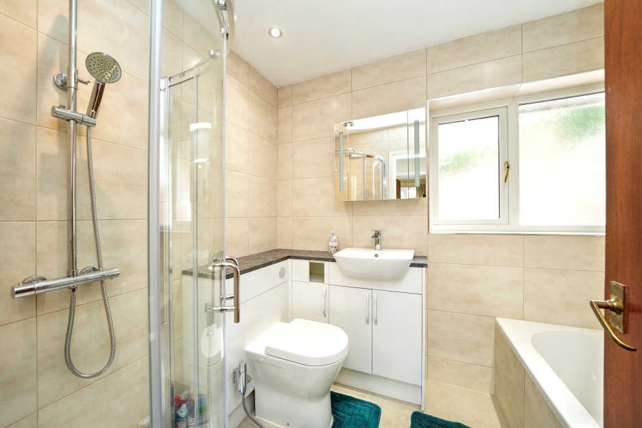 Mayswood Drive, Wightwick, WV6