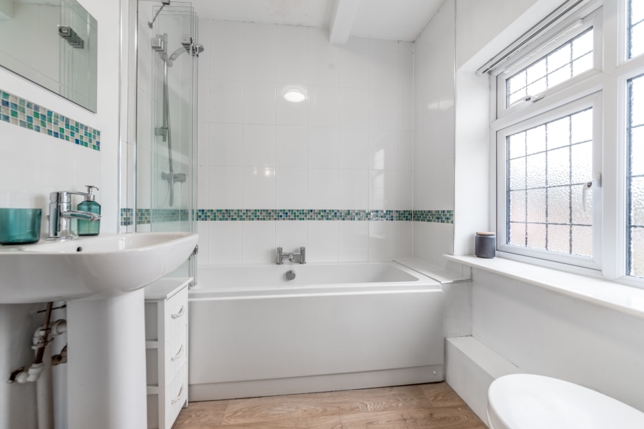 Strathmore Crescent, Wombourne, WV5