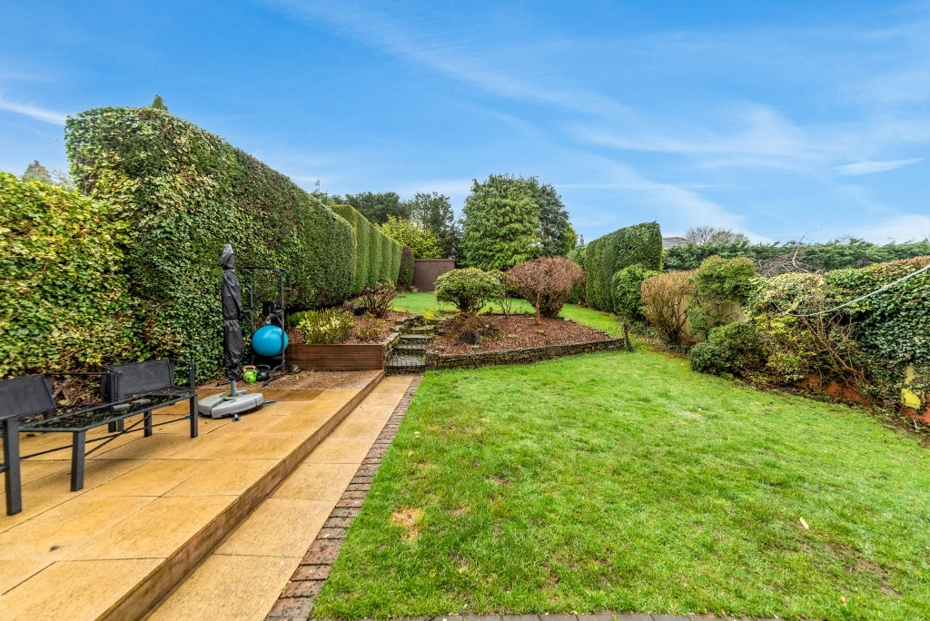 Cotwall End Road, Dudley, DY3