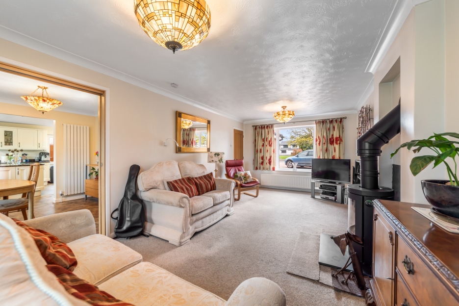 Woodford Way, Wombourne, WV5