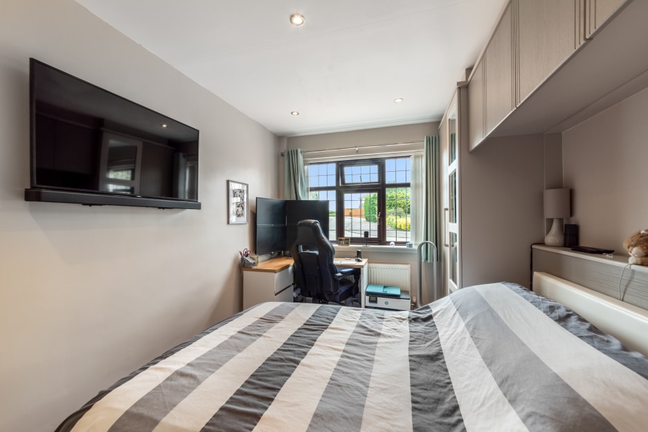 Bratch Park, Wombourne, WV5