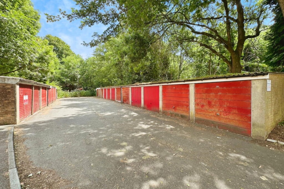 Aldersley Road, Wolverhampton, WV6