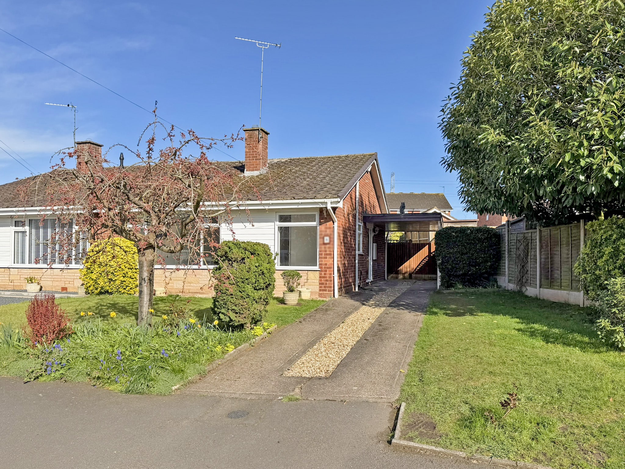 Wombourne Road, Swindon, DY3