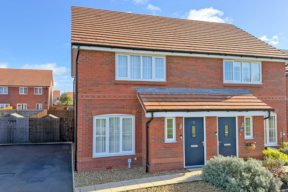 Moseley Crescent, Featherstone, WV10