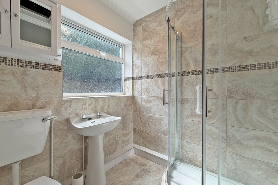 Wombourne Road, Swindon, DY3
