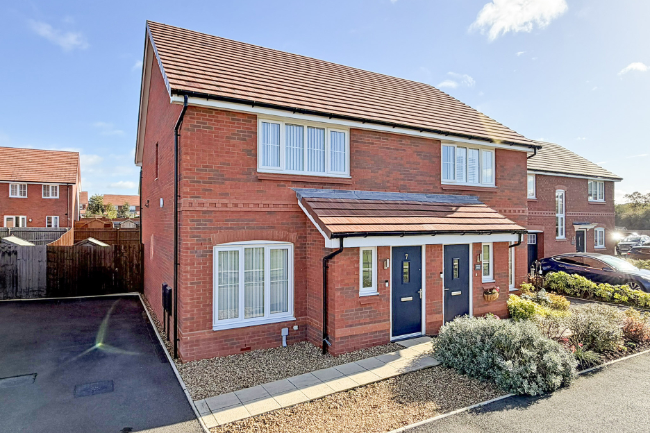 Moseley Crescent, Featherstone, WV10