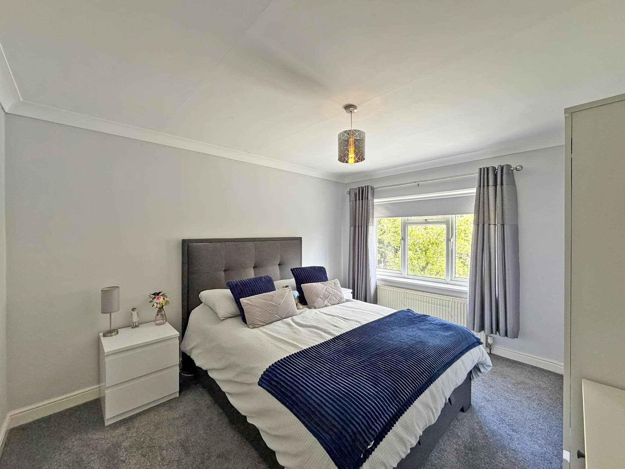 Chequers Avenue, Wombourne, WV5