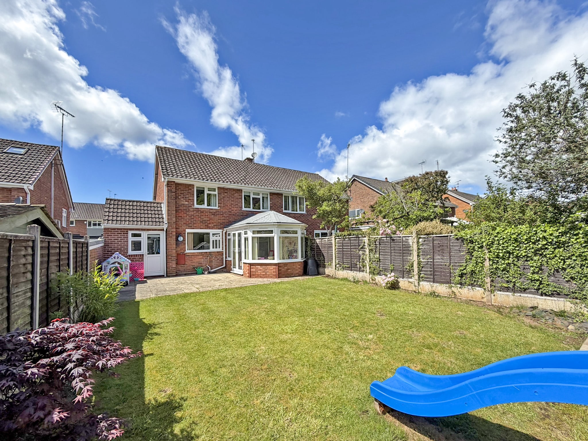 Chequers Avenue, Wombourne, WV5