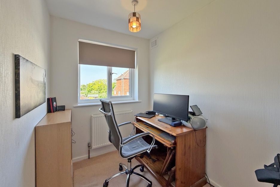 Sunridge Avenue, Wombourne, WV5