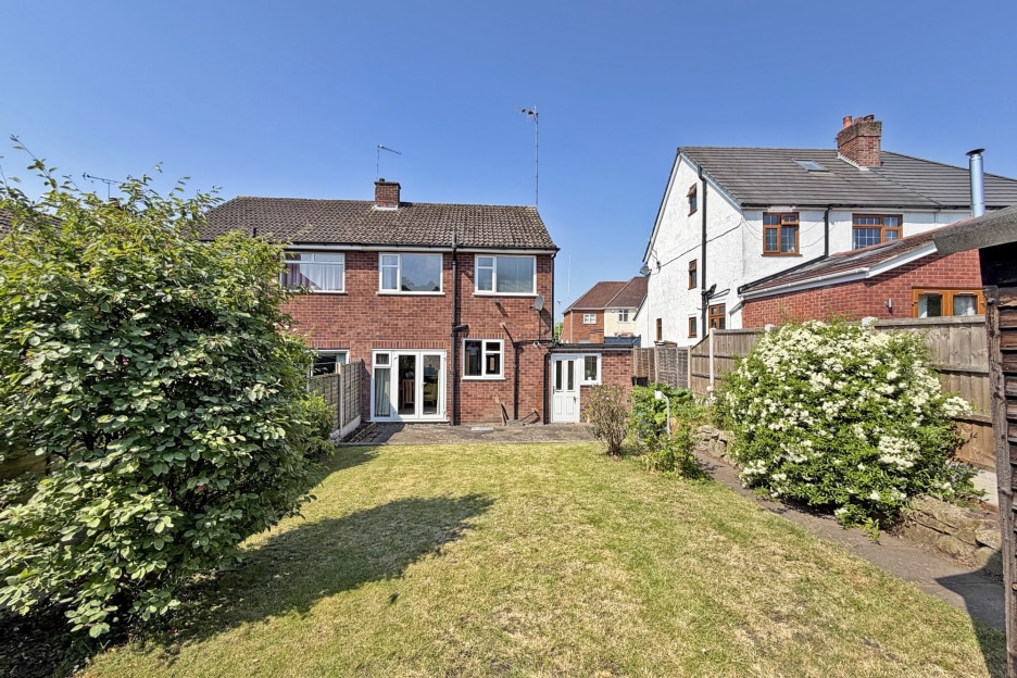 Sunridge Avenue, Wombourne, WV5