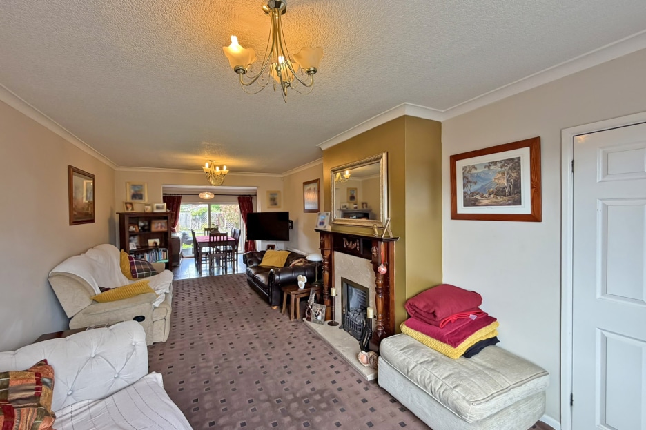 Walk Lane, Wombourne, WV5