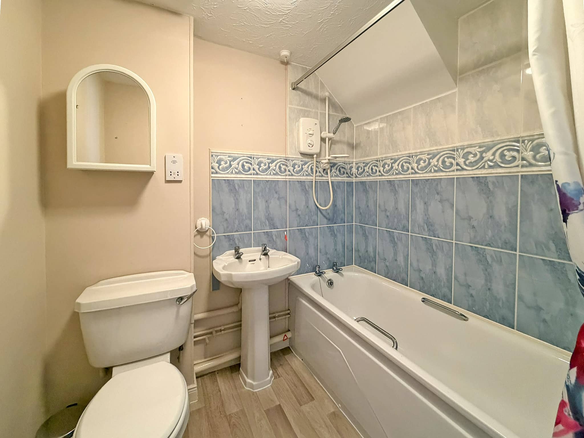 Crompton Court, Codsall, WV8
