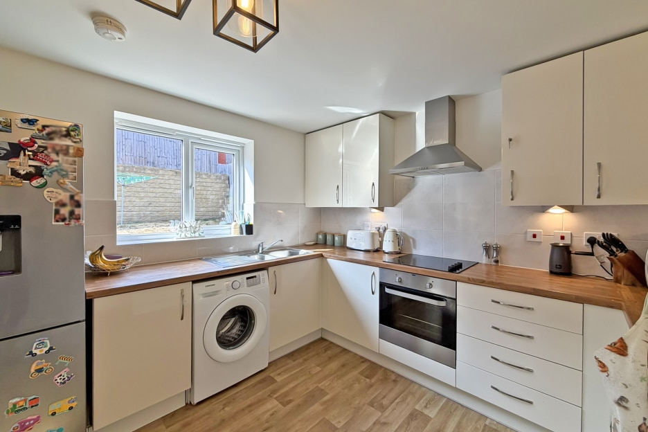 Foxglove Way, Himley, DY3