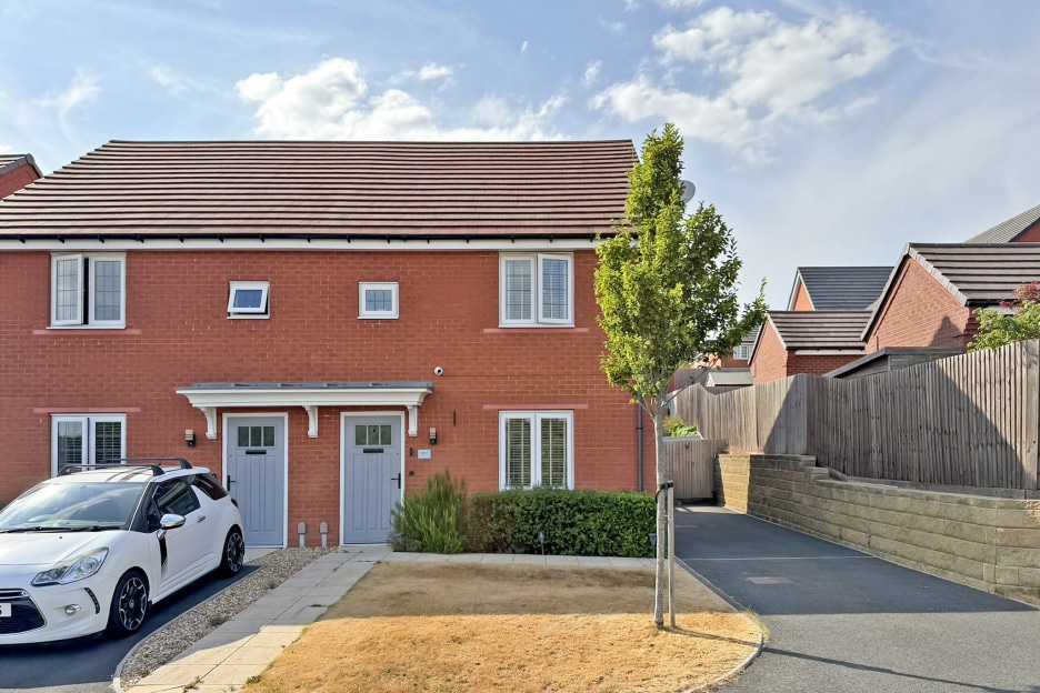 Foxglove Way, Himley, DY3