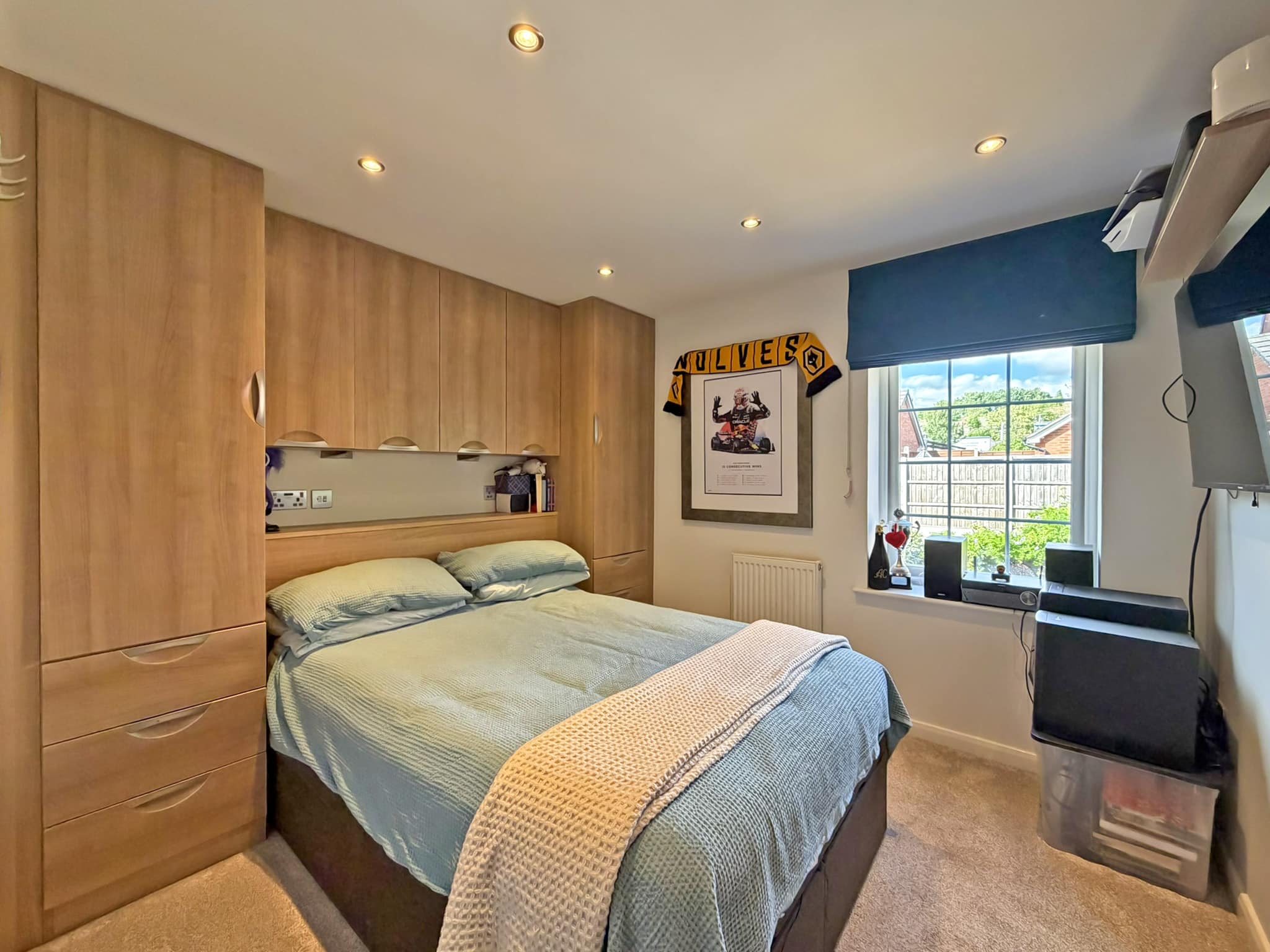 Haslingden Crescent, Dudley, DY3