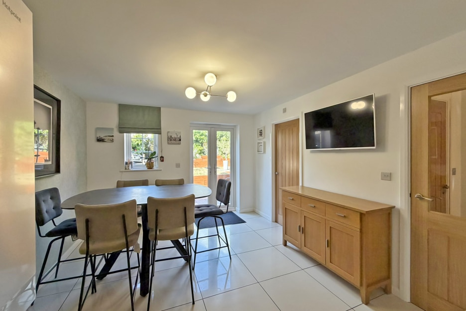 Haslingden Crescent, Dudley, DY3