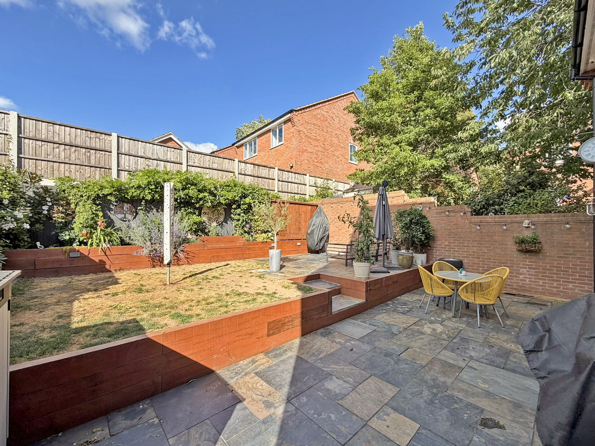 Haslingden Crescent, Dudley, DY3