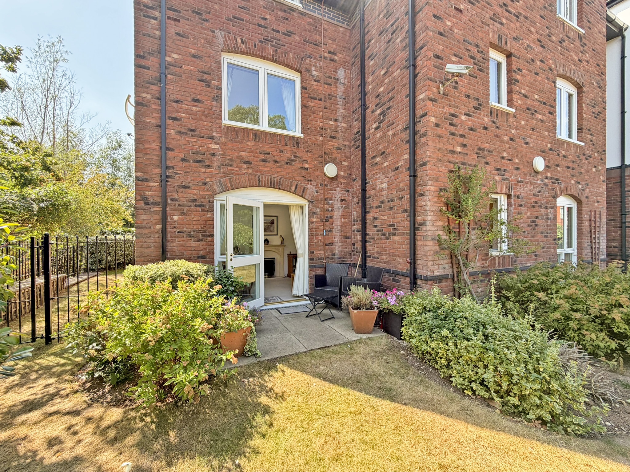 Wombrook Court, Wombourne, WV5