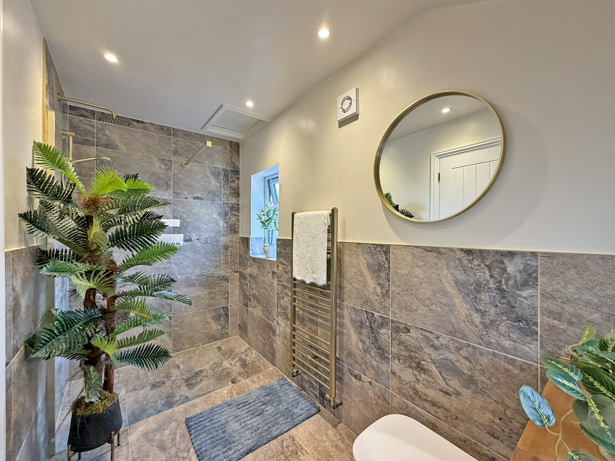 Chapel Street, Wombourne, WV5