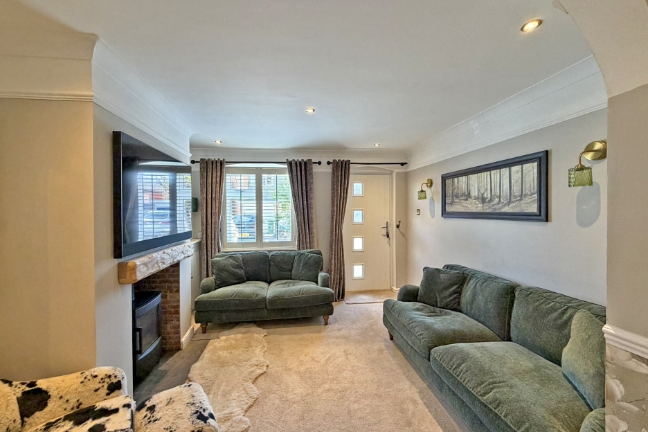 Chapel Street, Wombourne, WV5