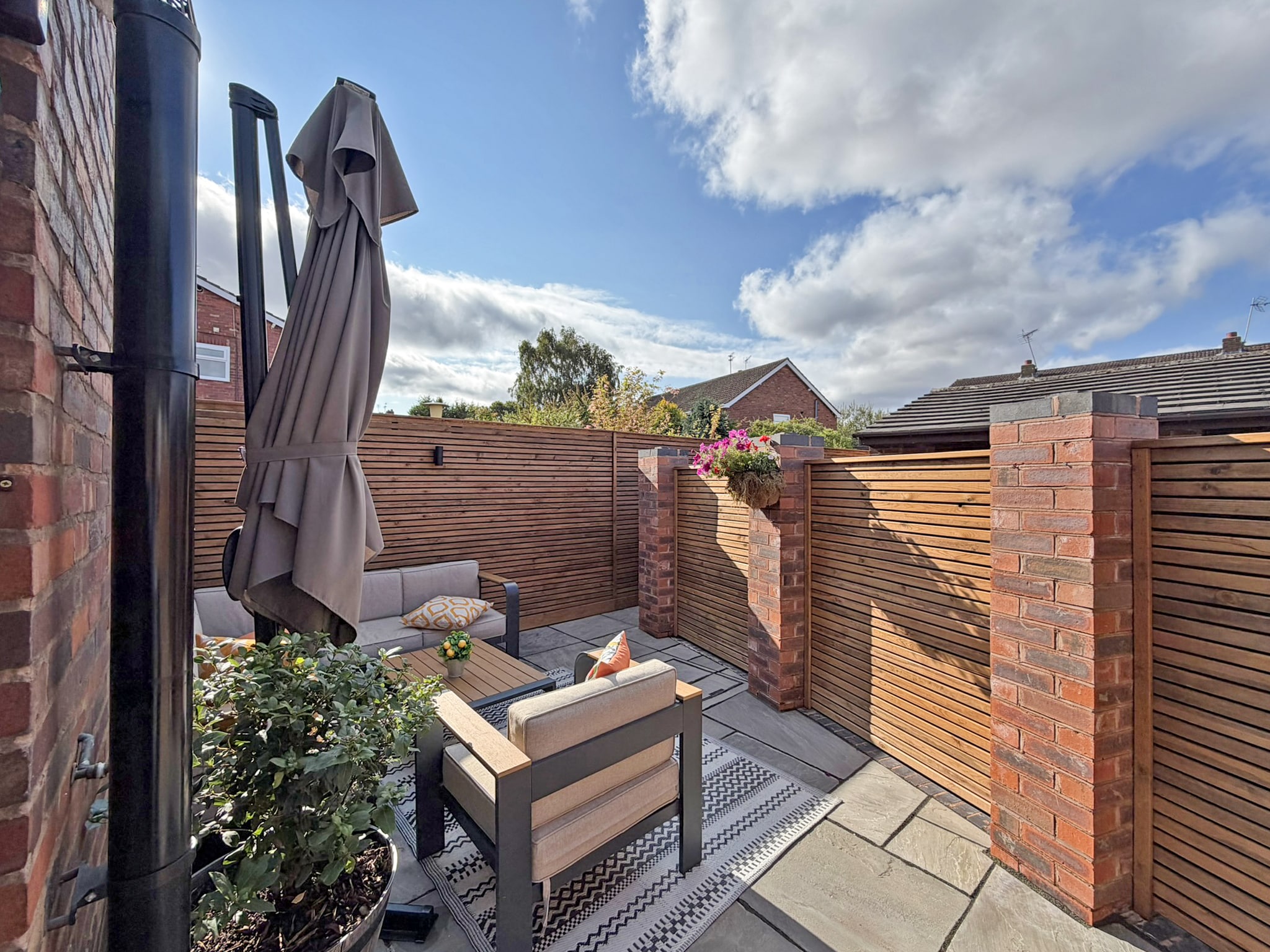 Chapel Street, Wombourne, WV5