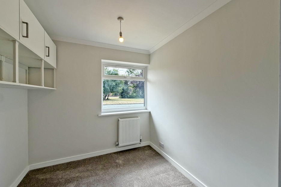 Chartwell Drive, Wombourne, WV5