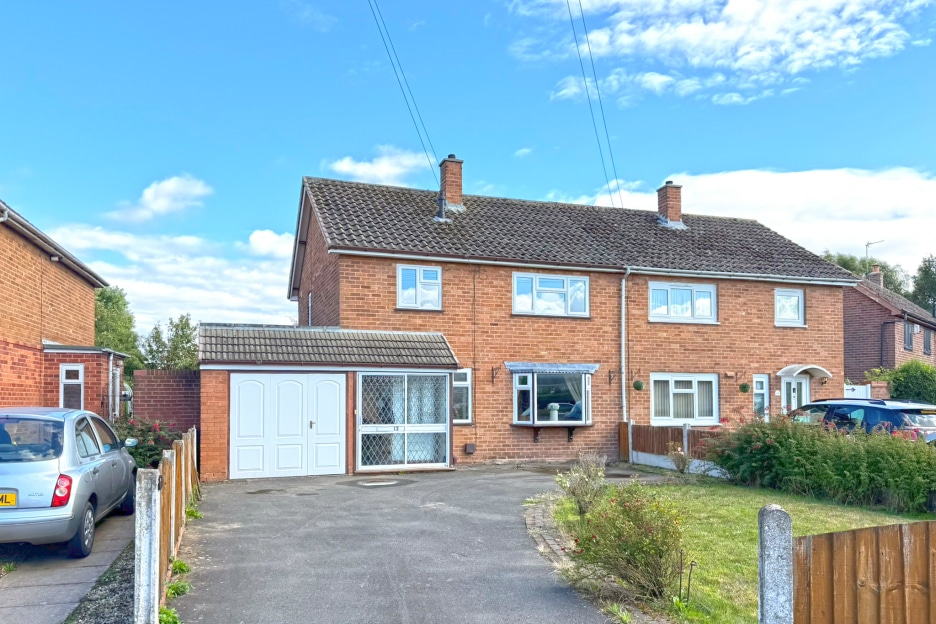 Dickinson Road, Wombourne, WV5