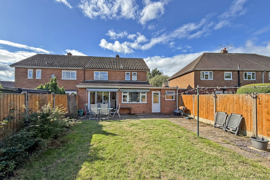 Dickinson Road, Wombourne, WV5