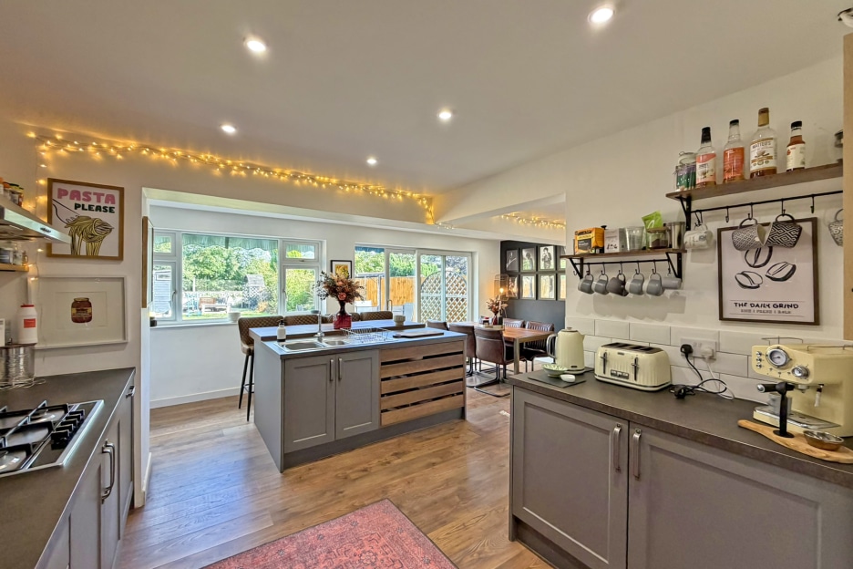 Dickinson Road, Wombourne, WV5