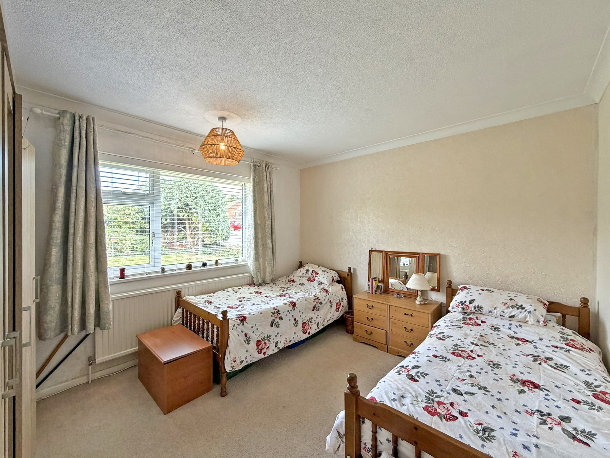 Ednam Grove, Wombourne, WV5
