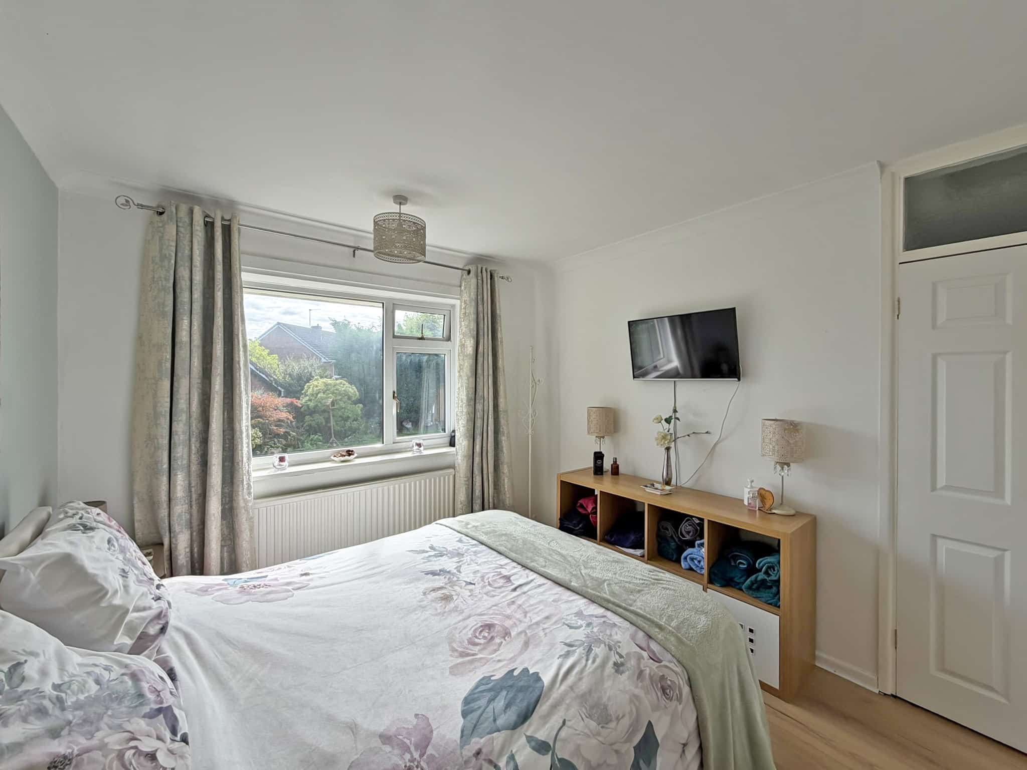 Ednam Grove, Wombourne, WV5