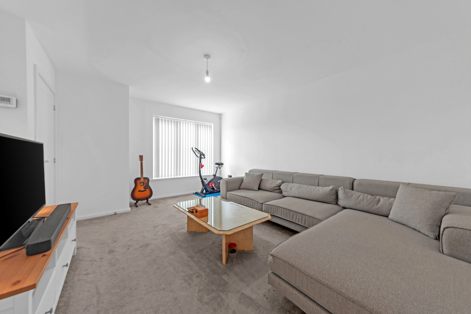 Moseley Crescent, Featherstone, WV10