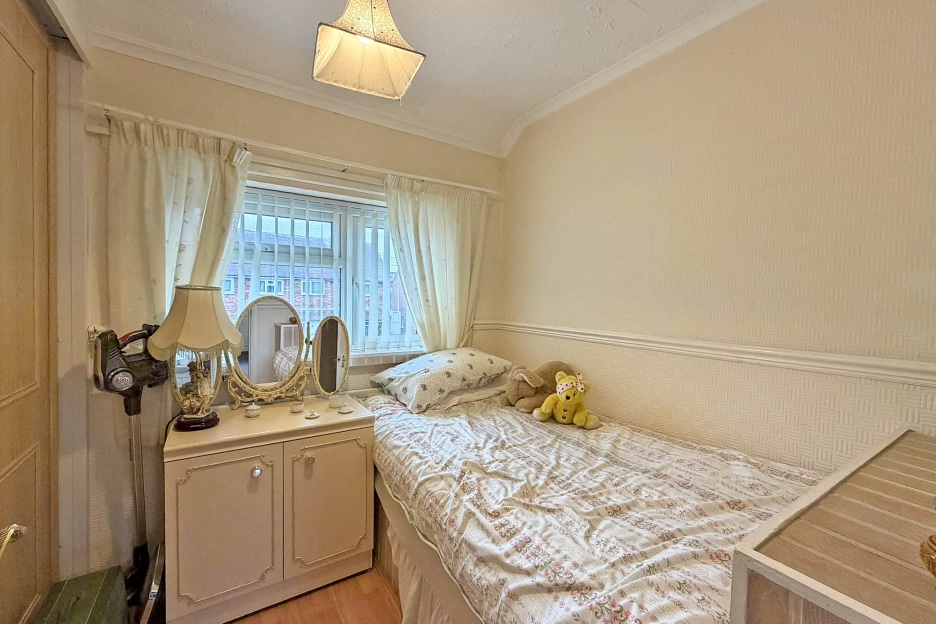 Beckbury Avenue, Warstones, WV4