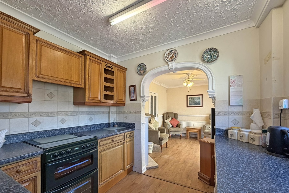 Beckbury Avenue, Warstones, WV4