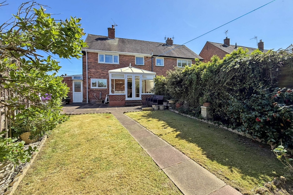 Beckbury Avenue, Warstones, WV4