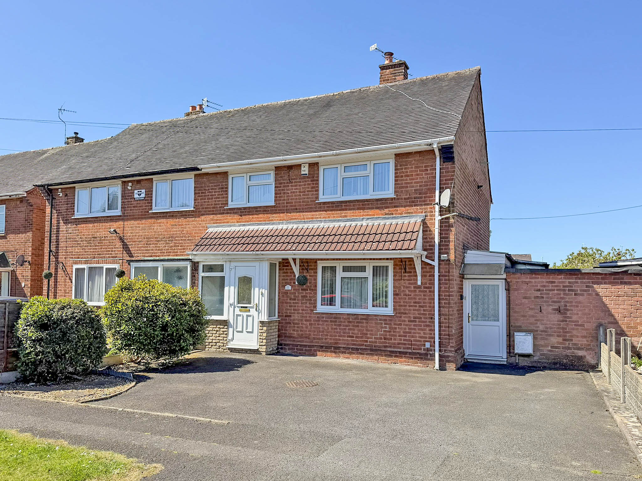 Beckbury Avenue, Warstones, WV4