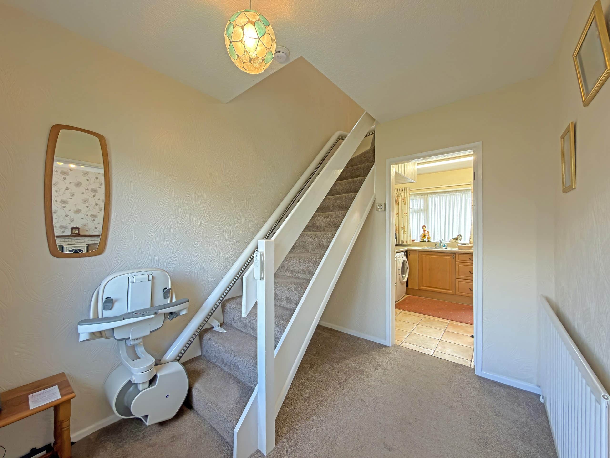 Park Avenue, Wombourne, WV5