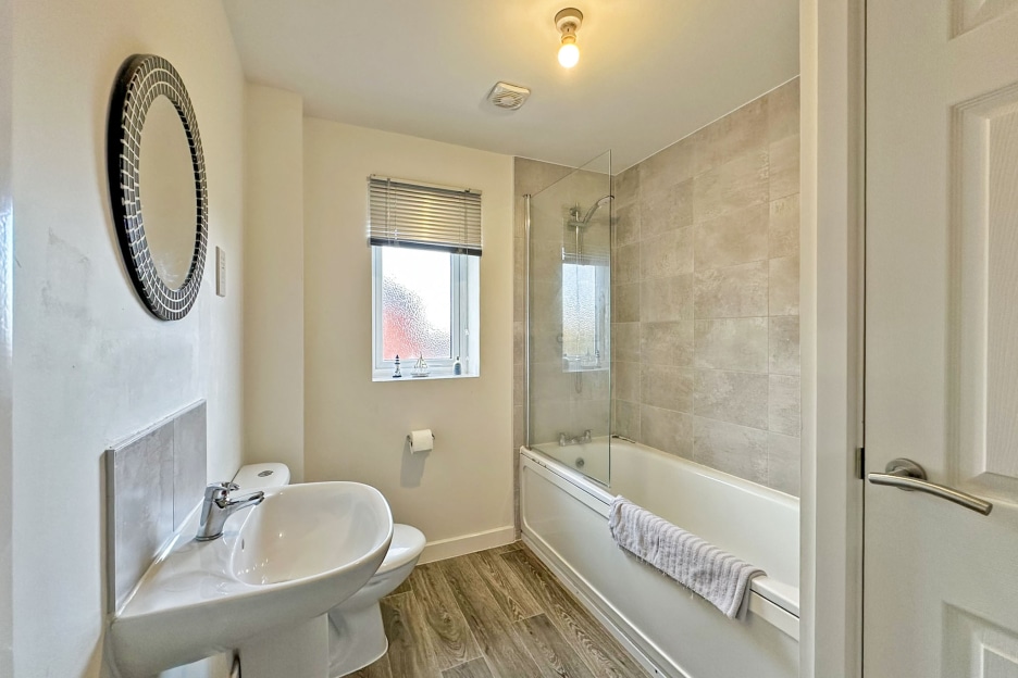 Foxglove Way, Himley, DY3