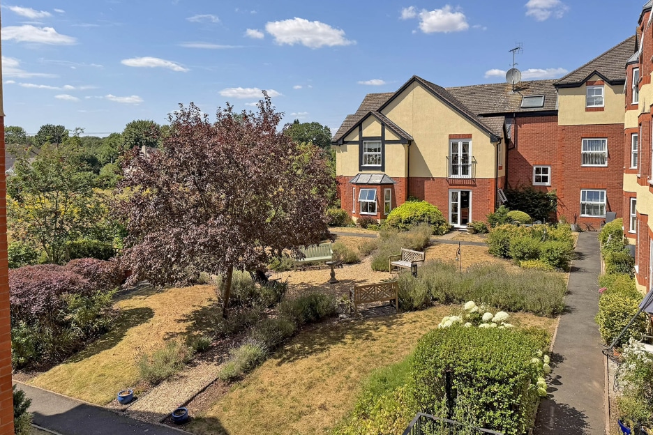 Churns Hill Lane, Himley, DY3