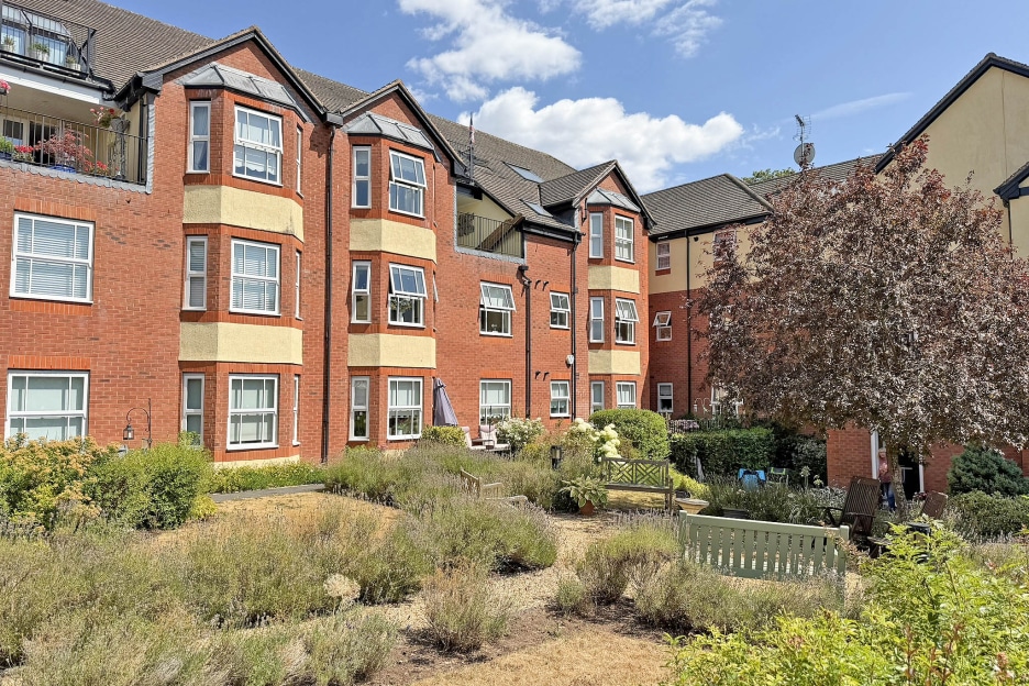 Churns Hill Lane, Himley, DY3