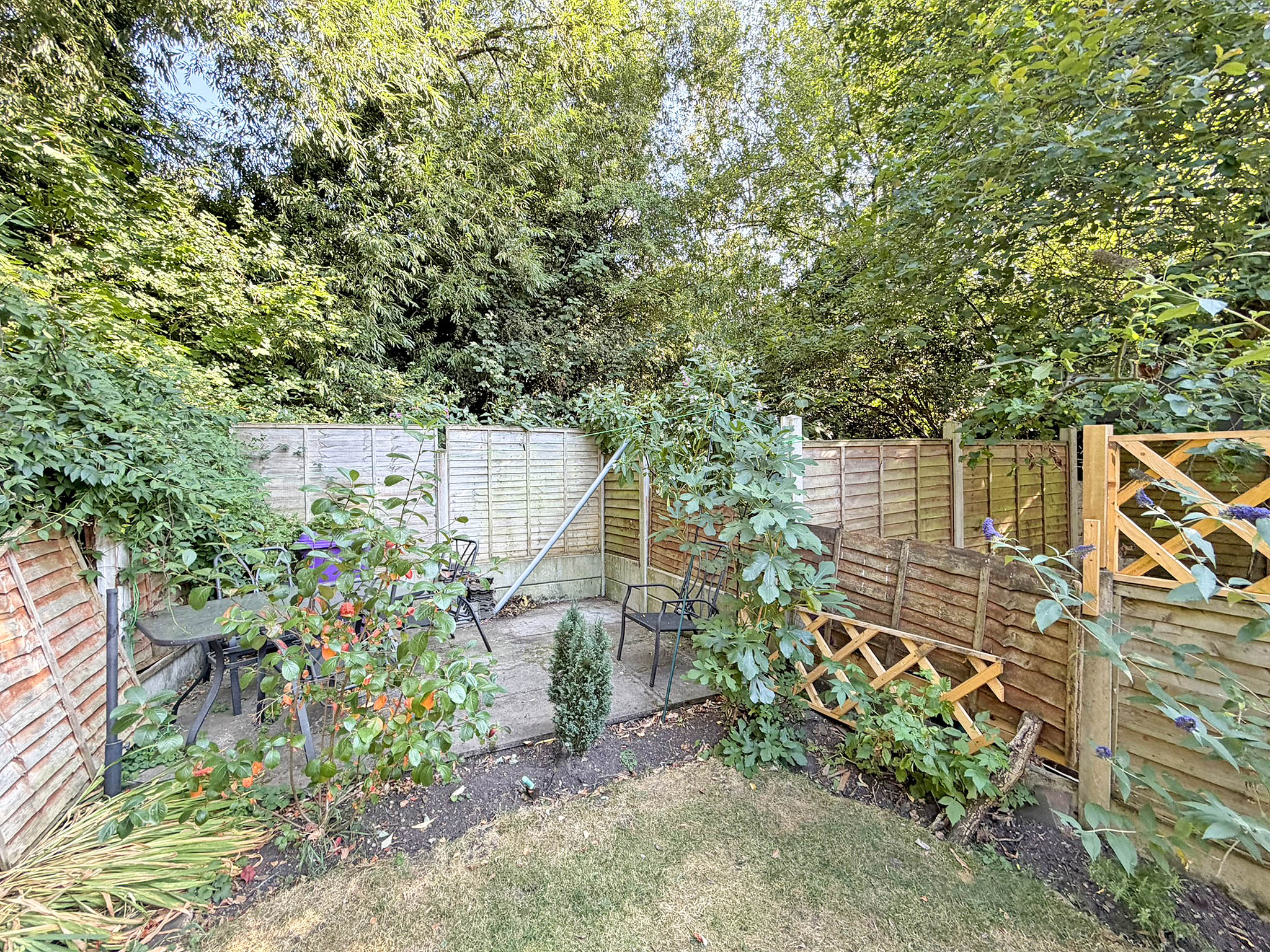 Aldersley Road, Wolverhampton, WV6
