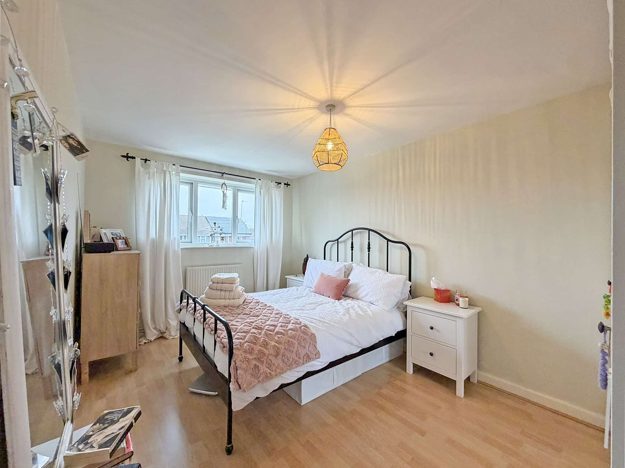 Glaisdale Gardens, Wolverhampton, WV6