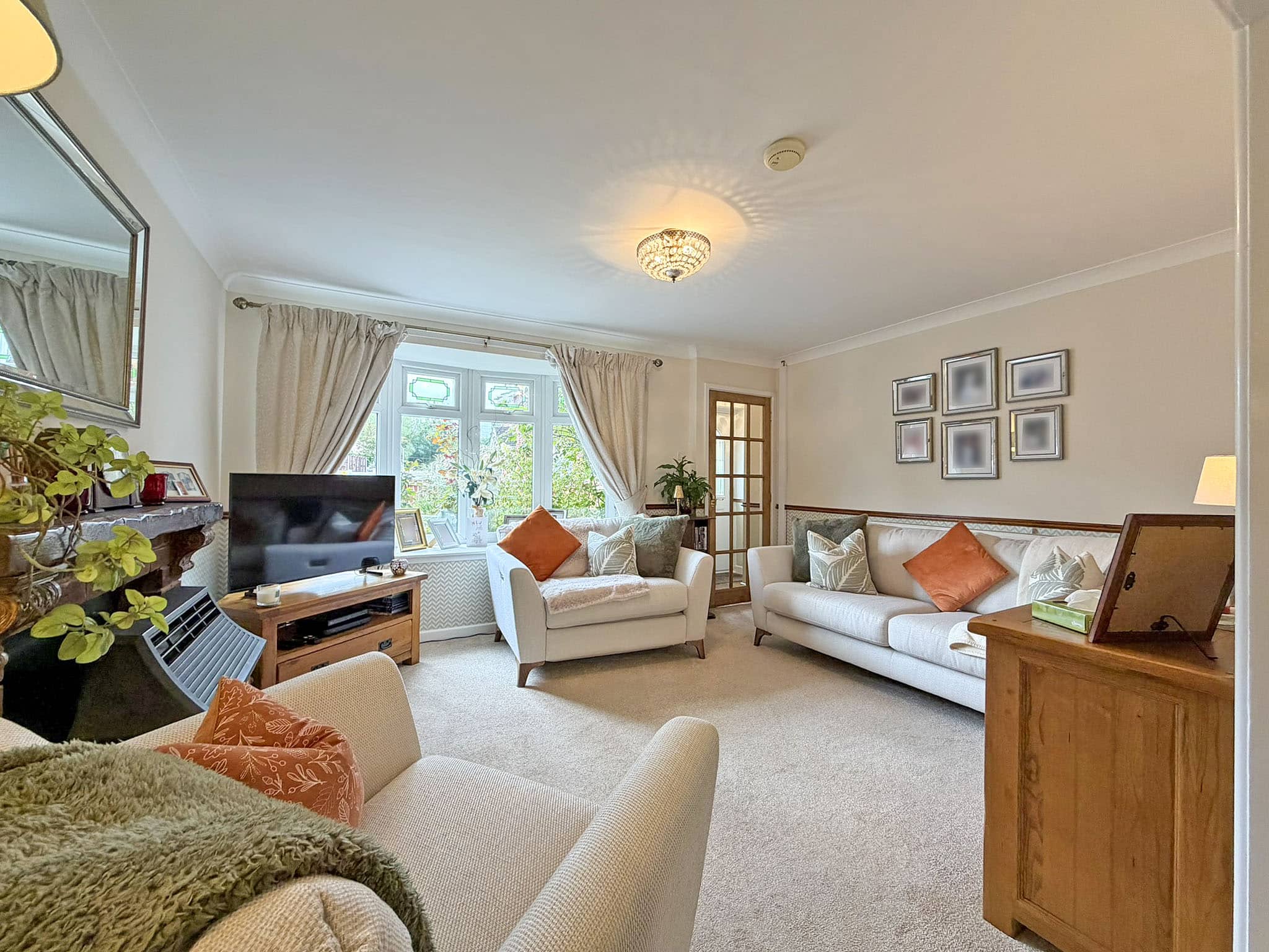 Glaisdale Gardens, Wolverhampton, WV6